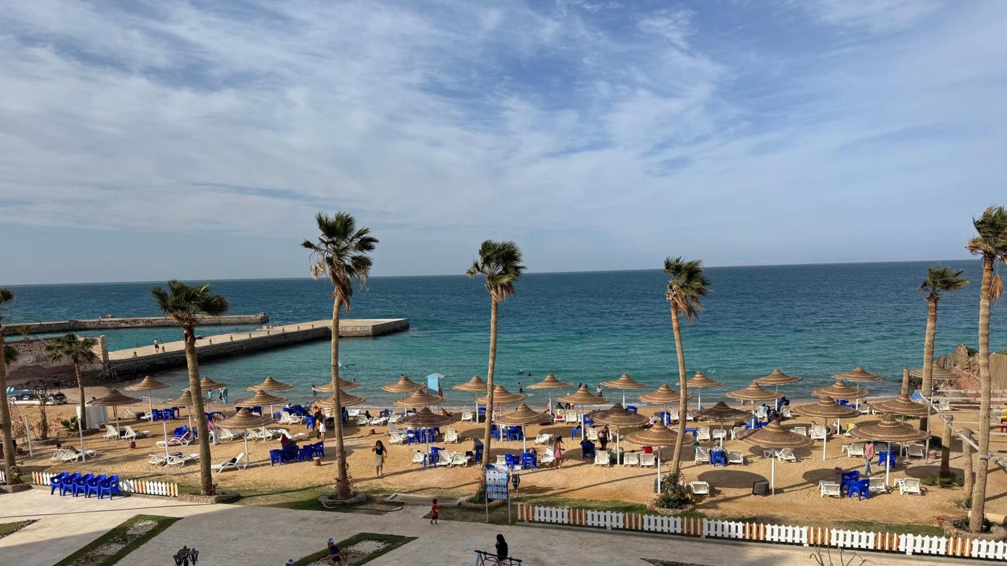 Beachfront Sea & Pool View - Juliana * Hurghada
